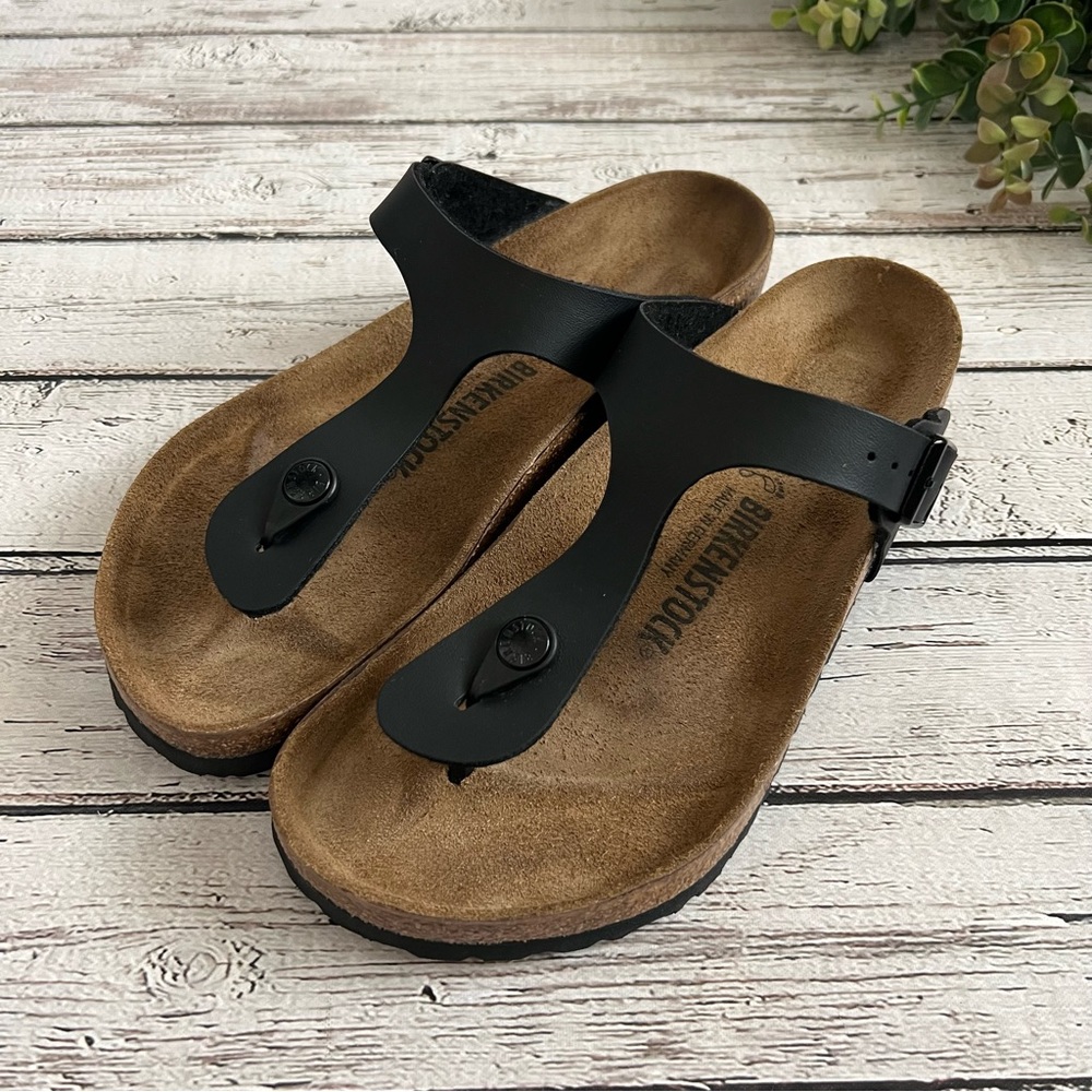 🎁SOLD🎀Birkenstock Gizeh Flip Flop Black Sandals size EU 39/US 8-8.5